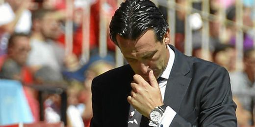 Unai Emery salió muy tocado del duelo de Champions. Unai Emery salió muy tocado del duelo de Champions.