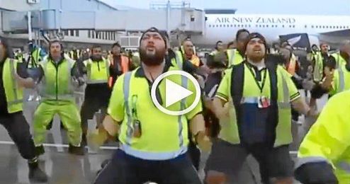 (Vídeo) Haka de honor para los campeones (Vídeo) Haka de honor para los campeones