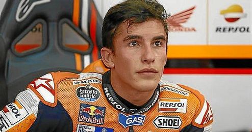 Márquez, en el box de Honda en Cheste. Márquez, en el box de Honda en Cheste.