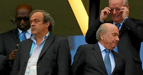 El Comité de Apelación "ha rechazado en su totalidad" el recurso de Blatter y el de Platini. El Comité de Apelación "ha rechazado en su totalidad" el recurso de Blatter y el de Platini.