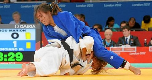 Mónica Merenciano, durante una competición de judo. Mónica Merenciano, durante una competición de judo.