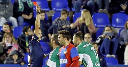 El Betis debe esperar para saber cuándo contar con el alemán esta semana. El Betis debe esperar para saber cuándo contar con el alemán esta semana.