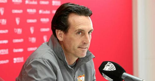 Unai Emery en sala de prensa. Unai Emery en sala de prensa.