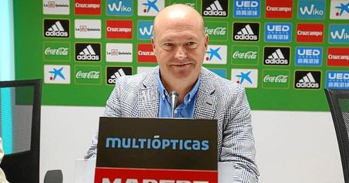Pepe Mel solo piensa en Las Palmas, el próximo rival en Liga. Pepe Mel solo piensa en Las Palmas, el próximo rival en Liga.
