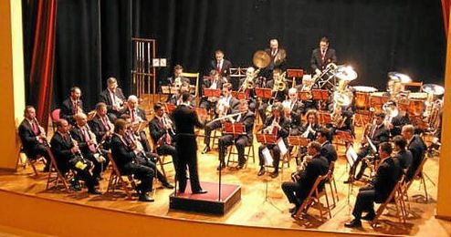 También ofrecerán otras actuaciones este mes en el Centro Cívico Sindicalistas Soto, Saborido y Acosta, el Distrito Nervión, el Club Náutico y el Distrito Norte, entre otros. También ofrecerán otras actuaciones este mes en el Centro Cívico Sindicalistas Soto, Saborido y Acosta, el Distrito Nervión, el Club Náutico y el Distrito Norte, entre otros.