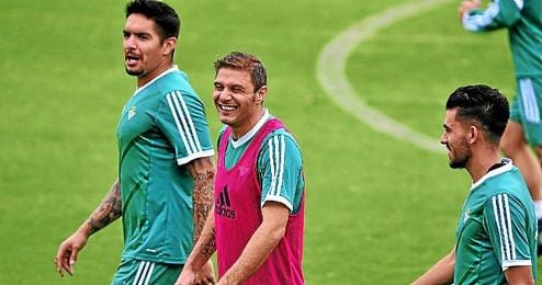 Joaquín y Vargas descansarán en Copa. Joaquín y Vargas descansarán en Copa.