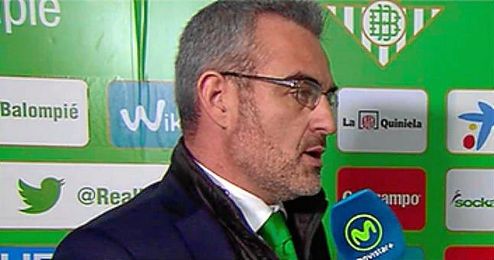 "En estos partidos hay mas faltas de lo normal, pero he visto la intención de ganar el partido". "En estos partidos hay mas faltas de lo normal, pero he visto la intención de ganar el partido".