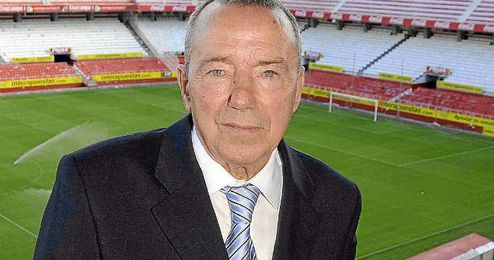 Antoniet, durante una visita al Ramón Sánchez-Pizjuán. Antoniet, durante una visita al Ramón Sánchez-Pizjuán.