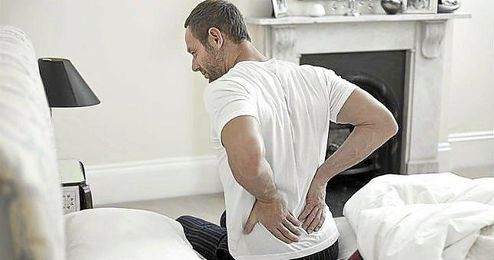 Entre un 15 y un 42% padecerá dolor de espalda de forma habitual. Entre un 15 y un 42% padecerá dolor de espalda de forma habitual.