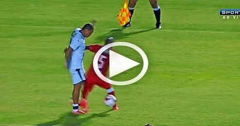 (Vídeo) Denilson no pierde la clase (Vídeo) Denilson no pierde la clase