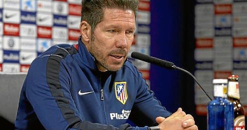 El argentino, en rueda de prensa. El argentino, en rueda de prensa.