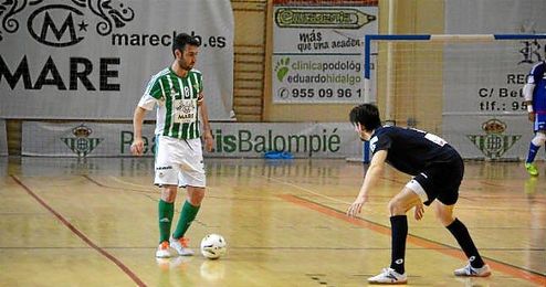 Los valdepeñeros son cuartos en la tabla con 27 puntos tras trece partidos disputados. Los valdepeñeros son cuartos en la tabla con 27 puntos tras trece partidos disputados.