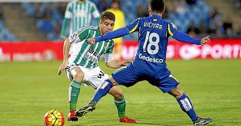 Franciso Portillo fue el jugador que mejor porcentaje de acierto tuvo en los pases en el Getafe-Betis. Franciso Portillo fue el jugador que mejor porcentaje de acierto tuvo en los pases en el Getafe-Betis.