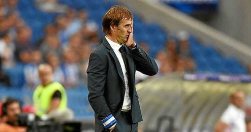 Lopetegui dirigiendo a su ex equipo. Lopetegui dirigiendo a su ex equipo.