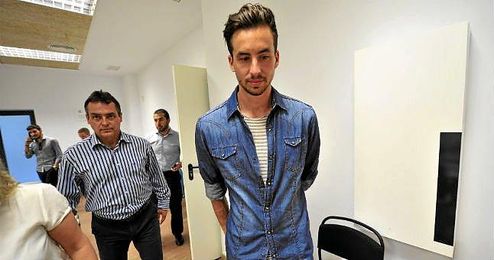 Vincenzo Rennella durante su presentación como jugador del Real Betis. Vincenzo Rennella durante su presentación como jugador del Real Betis.