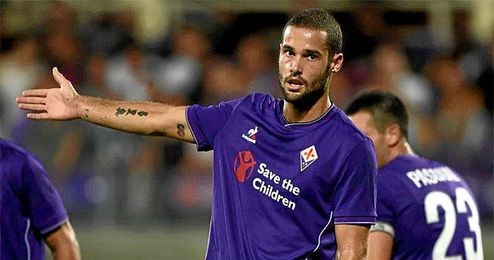 Mario Súarez muy cerca del Watford. Mario Súarez muy cerca del Watford.