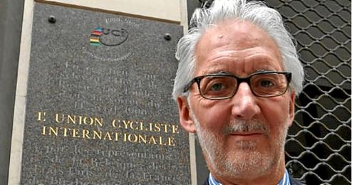 En la imagen, Brian Cookson, presidente de la Unión Ciclista Internacional. En la imagen, Brian Cookson, presidente de la Unión Ciclista Internacional.