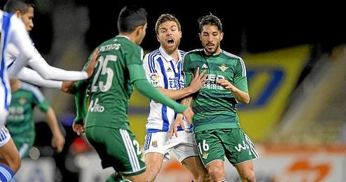 Imagen del encuentro en Anoeta. Imagen del encuentro en Anoeta.