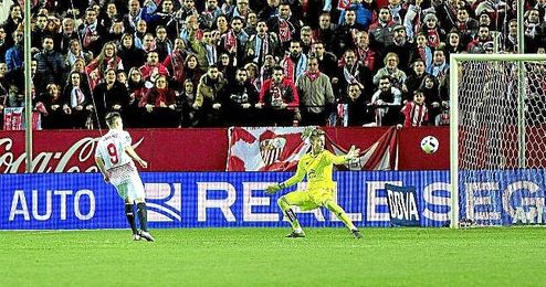 Kevin Gameiro anotó ante el Celta dos goles vitales para la eliminatoria. Kevin Gameiro anotó ante el Celta dos goles vitales para la eliminatoria.