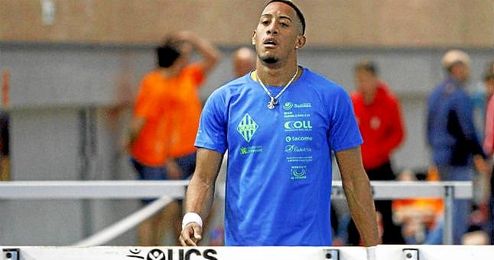 El pasado miércoles Orlando Ortega batió en Düsseldorf el récord de España con una marca de 7.49. El pasado miércoles Orlando Ortega batió en Düsseldorf el récord de España con una marca de 7.49.