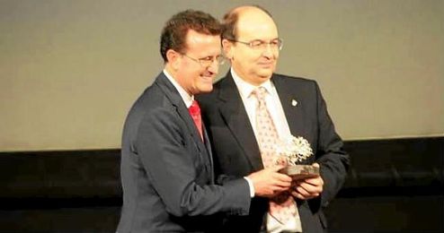 José Castro, en los XVI Premios Periodistas Deportivos de Andalucia. José Castro, en los XVI Premios Periodistas Deportivos de Andalucia.