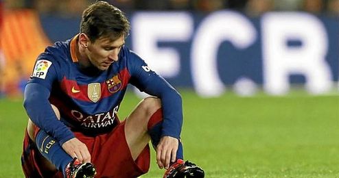 Leo Messi será explorado médicamente y se perderá la vuelta de Copa. Leo Messi será explorado médicamente y se perderá la vuelta de Copa.