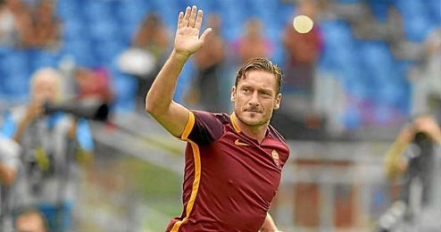 Totti podría tener minutos hoy ante el Real Madrid. Totti podría tener minutos hoy ante el Real Madrid.