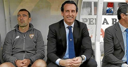 Emery, en el banquillo visitante de Vallecas. Emery, en el banquillo visitante de Vallecas.