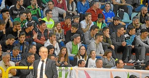 La afición bética, gran apoyo del equipo. La afición bética, gran apoyo del equipo.