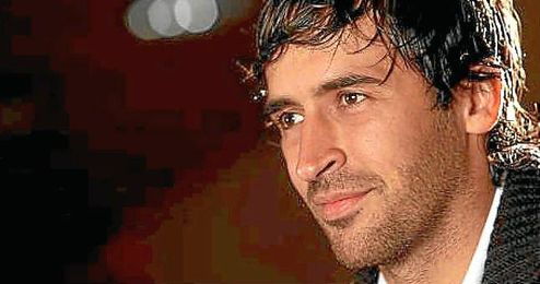 "En EEUU, cada vez más gente sigue con interés el derbi madrileño", apuntó Raúl. "En EEUU, cada vez más gente sigue con interés el derbi madrileño", apuntó Raúl.