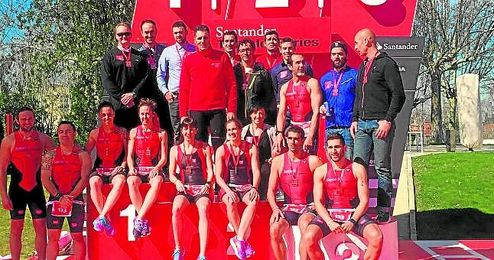 En la imagen, Indurain en las ´Santander Triathlon Series´. En la imagen, Indurain en las ´Santander Triathlon Series´.