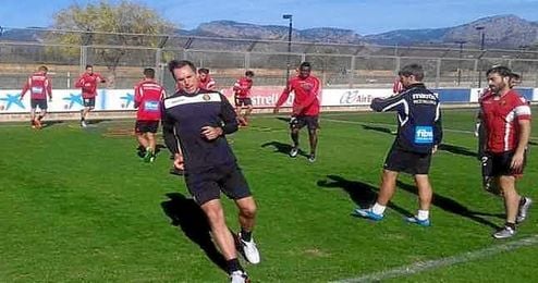 Imagen de Steve Nash entrenando con el Mallorca. Imagen de Steve Nash entrenando con el Mallorca.