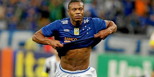 Baptista no se resigna a quedarse sin equipo. Baptista no se resigna a quedarse sin equipo.