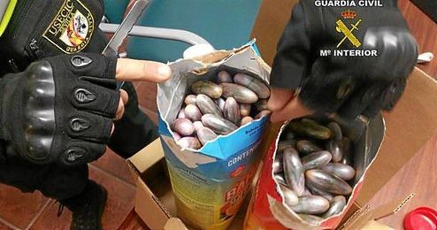 En la imagen, el material incautado por la Guardia Civil. En la imagen, el material incautado por la Guardia Civil.