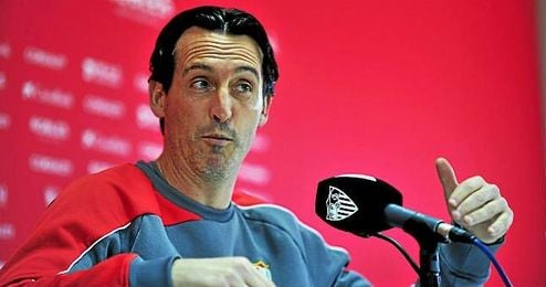 Unai Emery, durante una rueda de prensa. Unai Emery, durante una rueda de prensa.