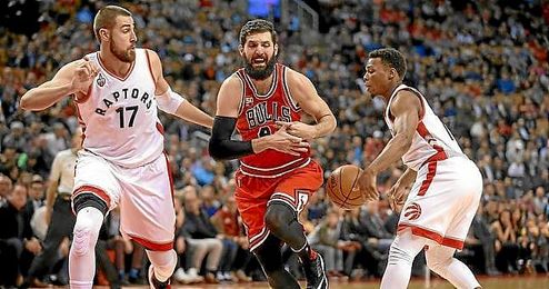 Mirotic, en un lance del partido ante Toronto Raptors. Mirotic, en un lance del partido ante Toronto Raptors.