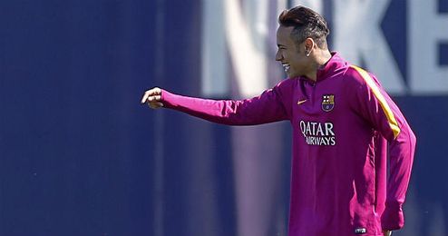 A los técnicos del Barça les preocupa que jugar las dos competiciones pueda afectar a la salud del jugador. A los técnicos del Barça les preocupa que jugar las dos competiciones pueda afectar a la salud del jugador.