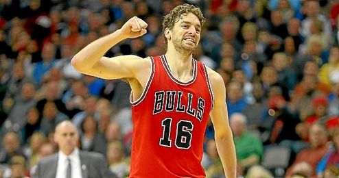 Gasol, durante un partido con los Bulls. Gasol, durante un partido con los Bulls.