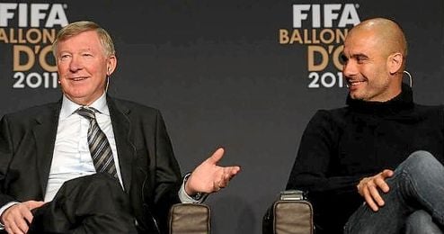 En la imagen, Alex Ferguson y Pep Guardiola compartiendo una charla. En la imagen, Alex Ferguson y Pep Guardiola compartiendo una charla.