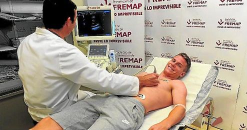 Gameiro, pasando el reconocimiento médico. Gameiro, pasando el reconocimiento médico.