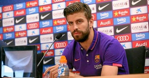 En la imagen, Gerard Piqué, ofreciendo una rueda de prensa. En la imagen, Gerard Piqué, ofreciendo una rueda de prensa.