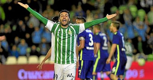 En el último partido en casa, ante el Málaga, el Betis también jugó a las 22:05 horas. En el último partido en casa, ante el Málaga, el Betis también jugó a las 22:05 horas.