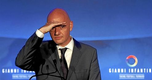 La policía federal suiza registra los locales de la UEFA La policía federal suiza registra los locales de la UEFA