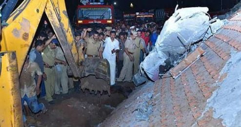 La tragedia ha vuelto a cebarse con la India. La tragedia ha vuelto a cebarse con la India.