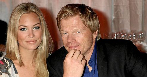 Oliver Kahn, junto a su esposa. Oliver Kahn, junto a su esposa.
