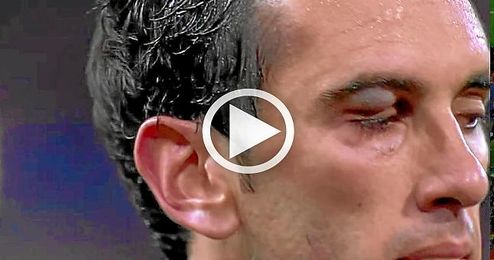 Godín recibió un fuerte golpe Godín recibió un fuerte golpe