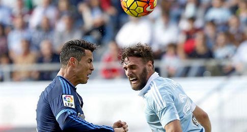 Sergi Gómez, en un salto con Cristiano. Sergi Gómez, en un salto con Cristiano.