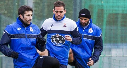 Fernando Navarro, entrenándose con el Deportivo. Fernando Navarro, entrenándose con el Deportivo.