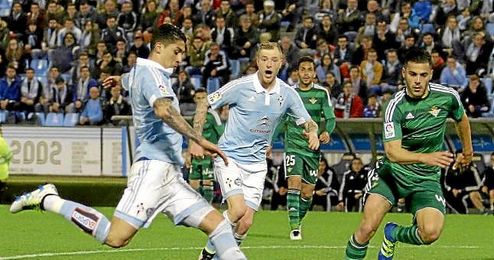 Imagen del partido entre el Celta y el Betis en Balaídos. Imagen del partido entre el Celta y el Betis en Balaídos.