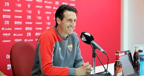 Emery, en sala de prensa. Emery, en sala de prensa.